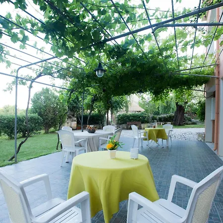 Hotel Dimitra Spartia (Kefalonia)